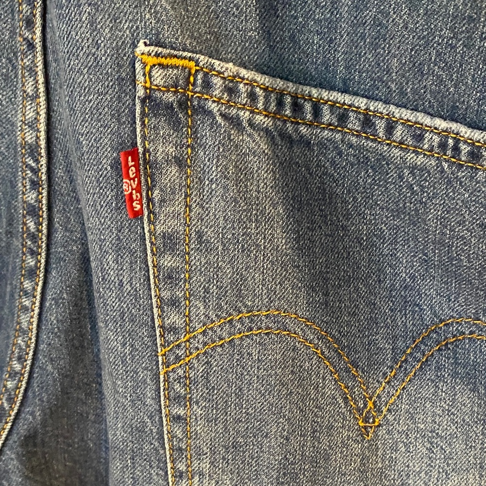 Levi's Women’s Denim Overalls straight leg blue pockets distressed boho hippie - Picture 8 of 13